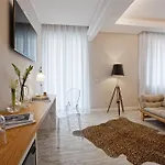 Season Bed & Breakfast 4*