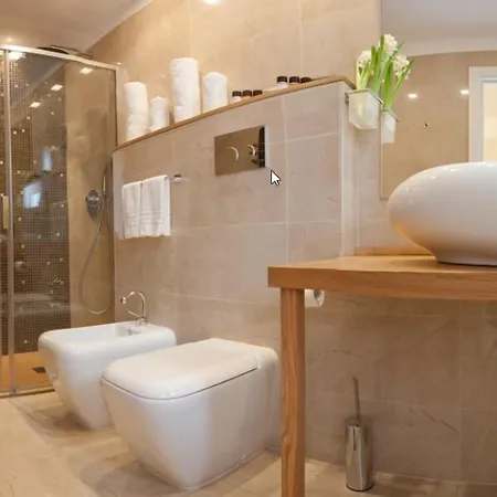 Bed & Breakfast Season