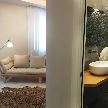 Season לינה וארוחת בוקר רג'יו די קאלאבריה